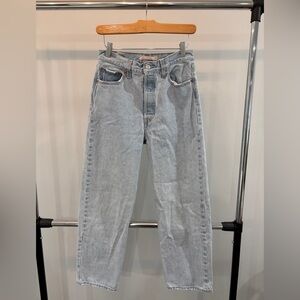 Levi's Ribcage Straight Ankle light wash | W27